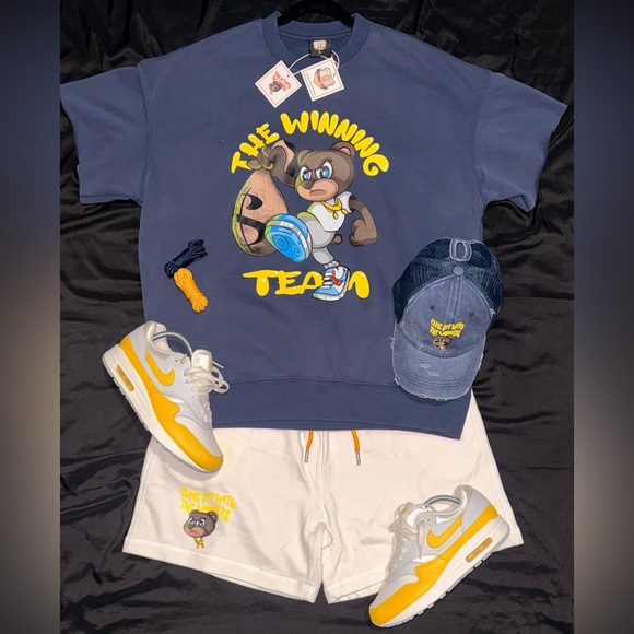 🏆THE WINNING TEAM🏆 Navy/maize Graphic Sweatshirt Design - Picture 5 of 5